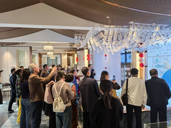 康养+旅游，，，激活墟落振兴新引擎